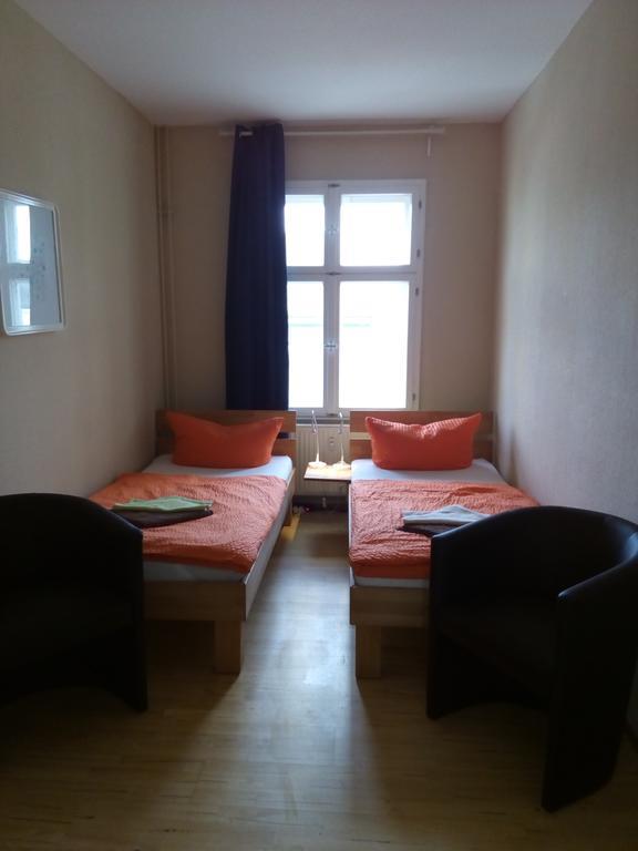 Apartmentpension Am Stadtschloss Потсдам Екстер'єр фото